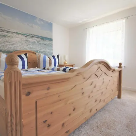Reetferienhaus Jablonski * Bergen Auf Rugen